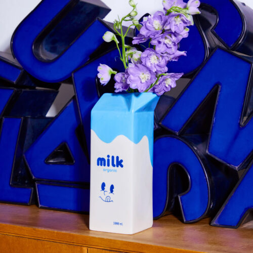 Vase milk